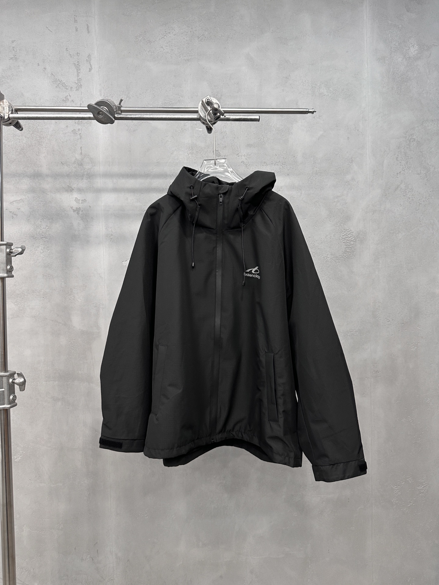 パリ ウィンドブレーカージャケット ブラック 詳細画像 1