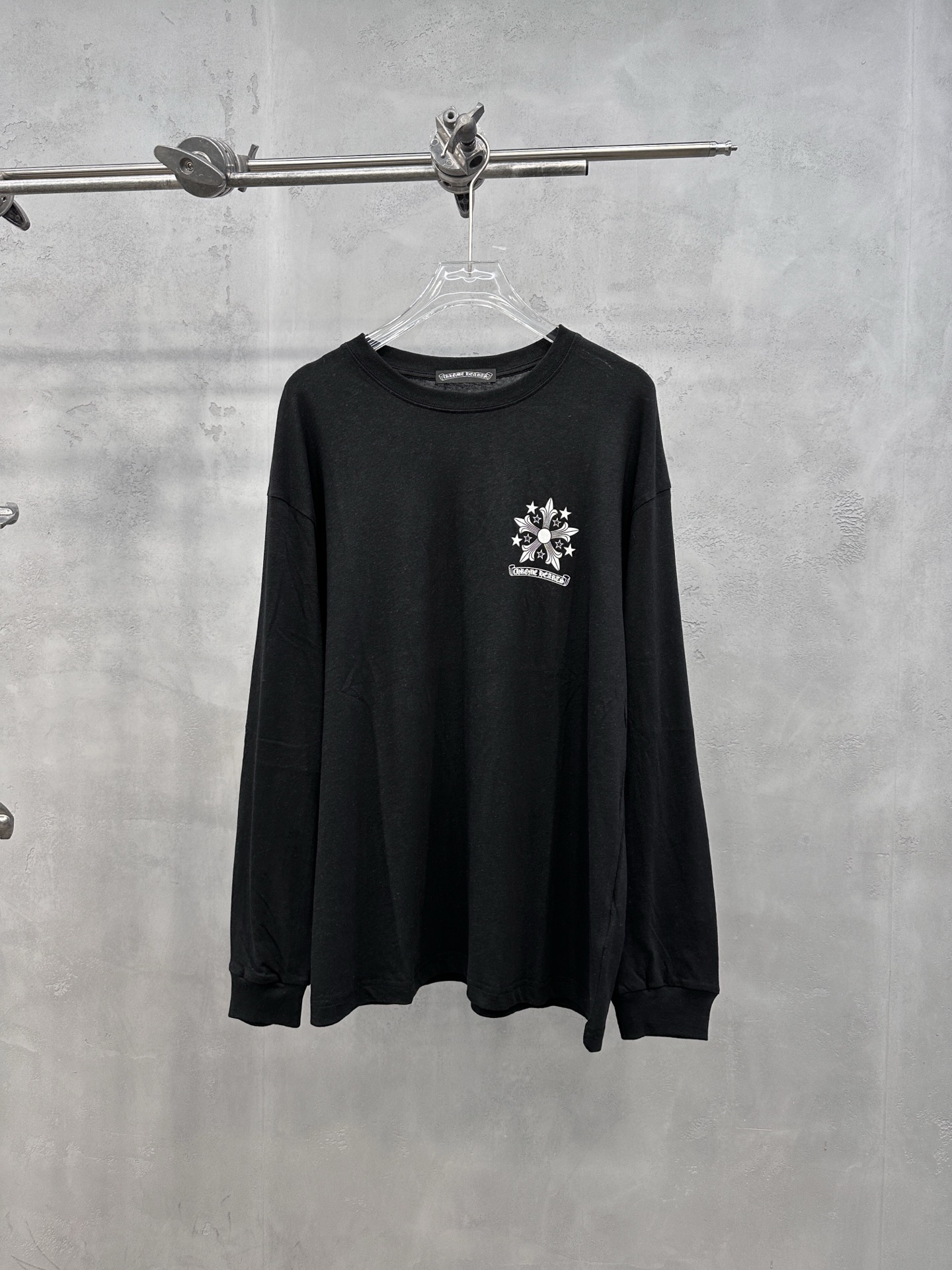 クロムハーツ リネンコットン クロスプリント長袖Tシャツ ブラック 詳細画像 1