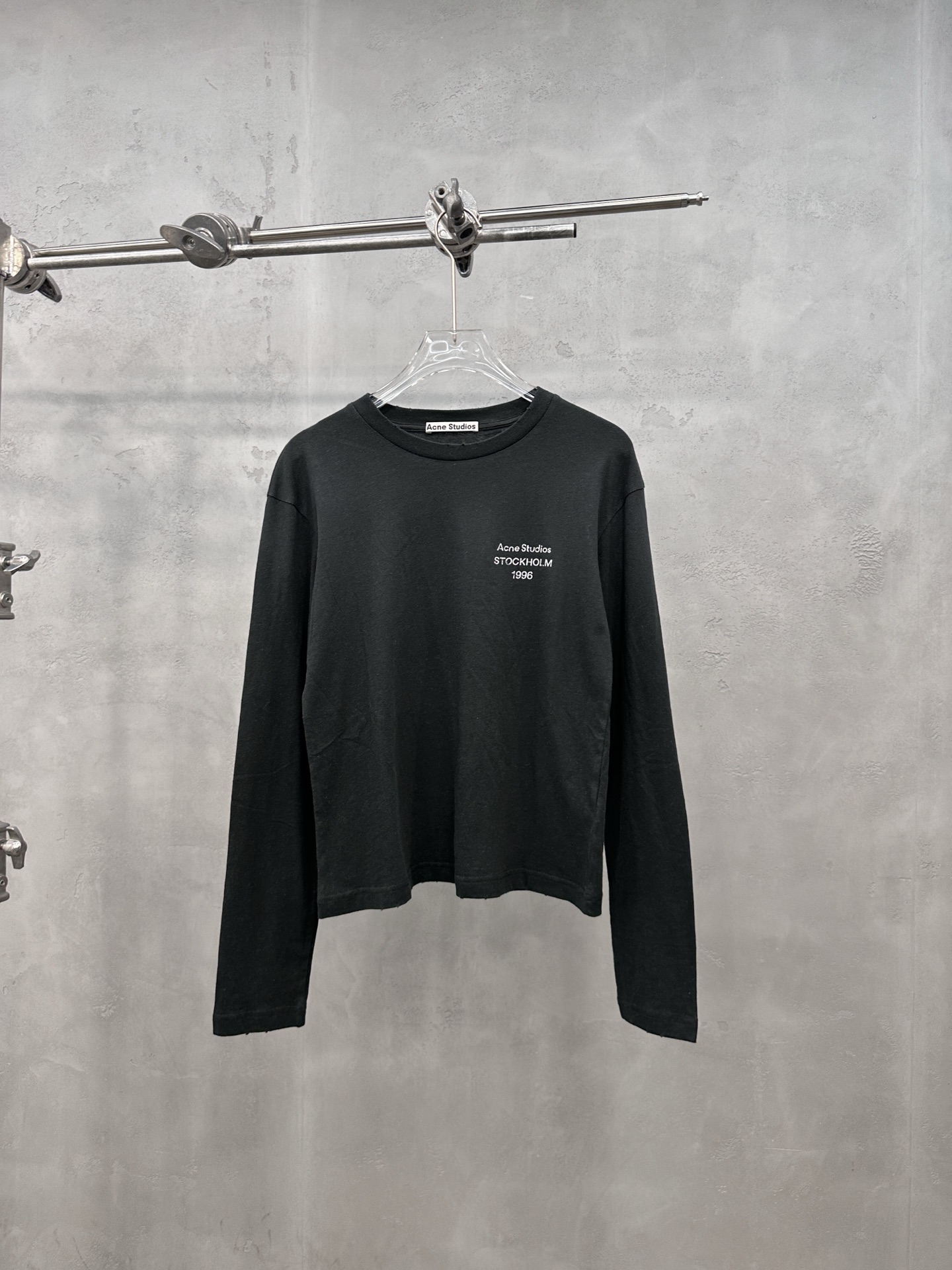 アクネ ストゥディオズ 長袖Tシャツ ブラック 詳細画像 1