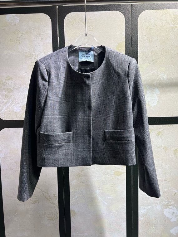 プラダ ノーカラー ウールブレンド チェック クロップドジャケット グレー 詳細画像 3