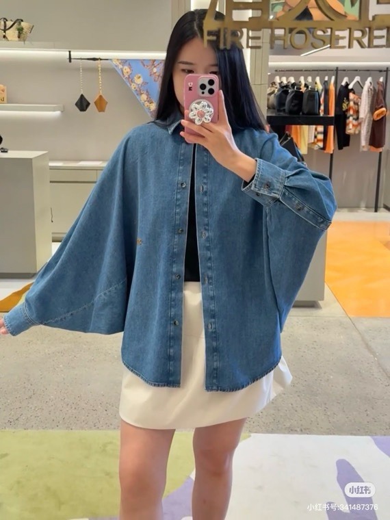 ロエベ コットンボタンデニムシャツ ライトブルー