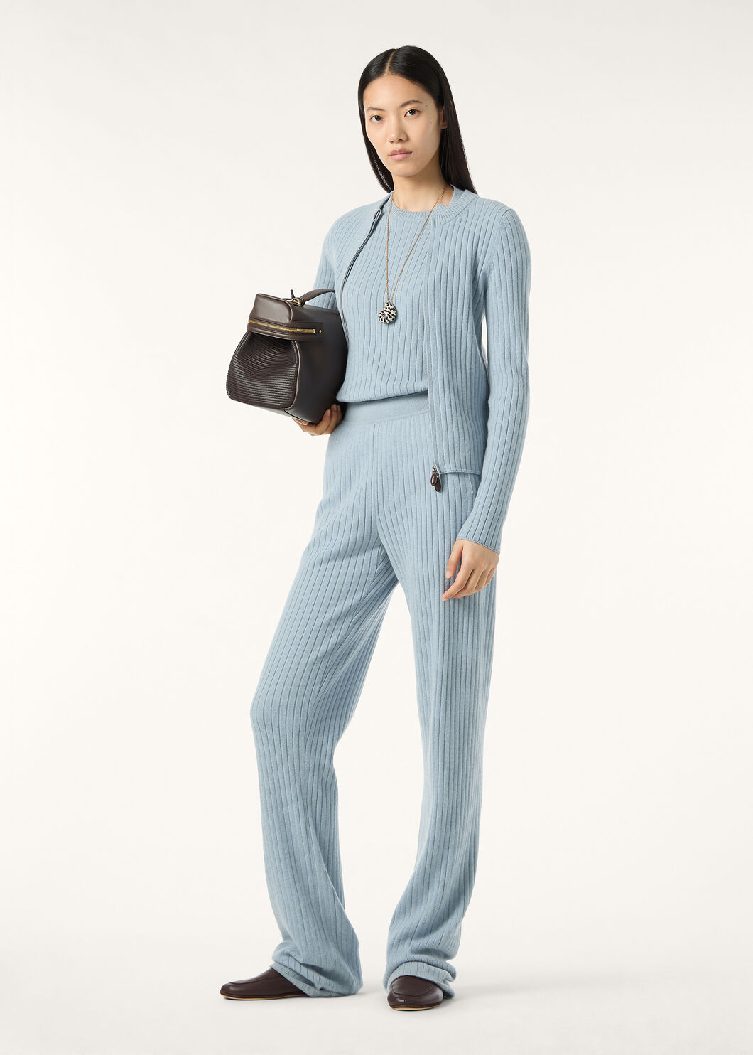 カシミヤリブニットワイドパンツ パウダーブルー CS336862028