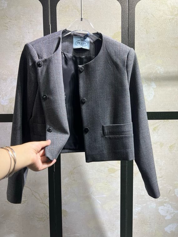 プラダ ラウンドネック 長袖 チェック ジャケット グレー 詳細画像 1