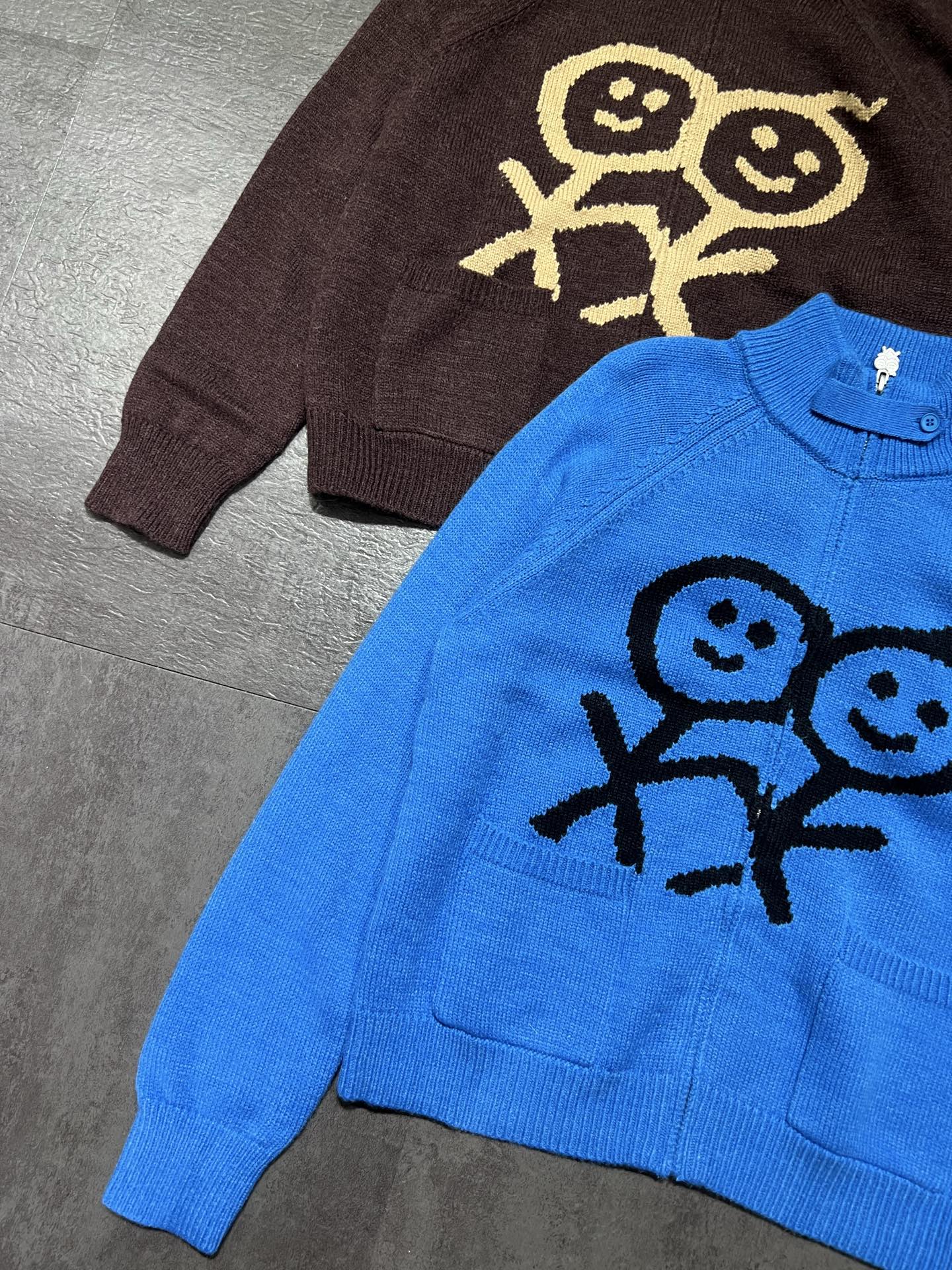 刺繍ロゴ ハイネック ルーズ セーターカーディガン ブルー 詳細画像 3