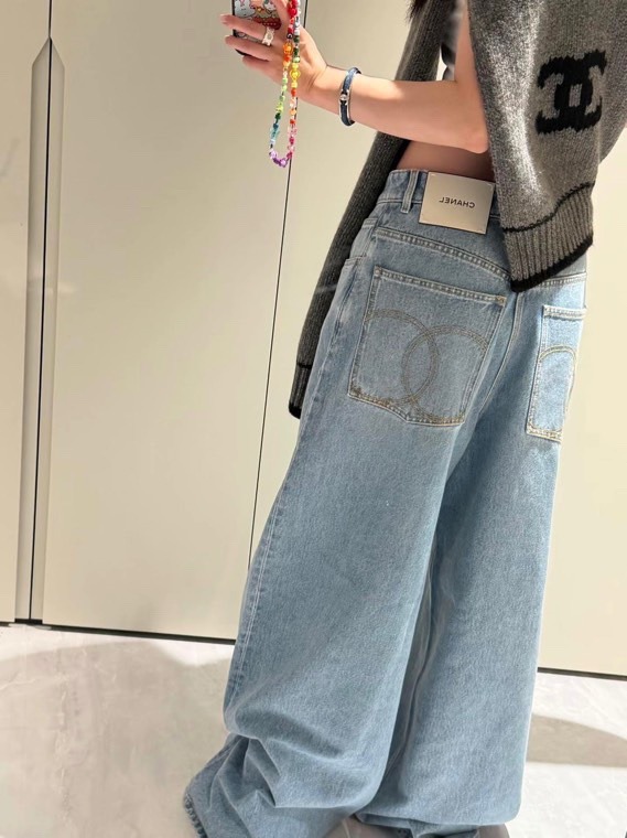 シャネル ダブルC ストレートデニムパンツ ブルー