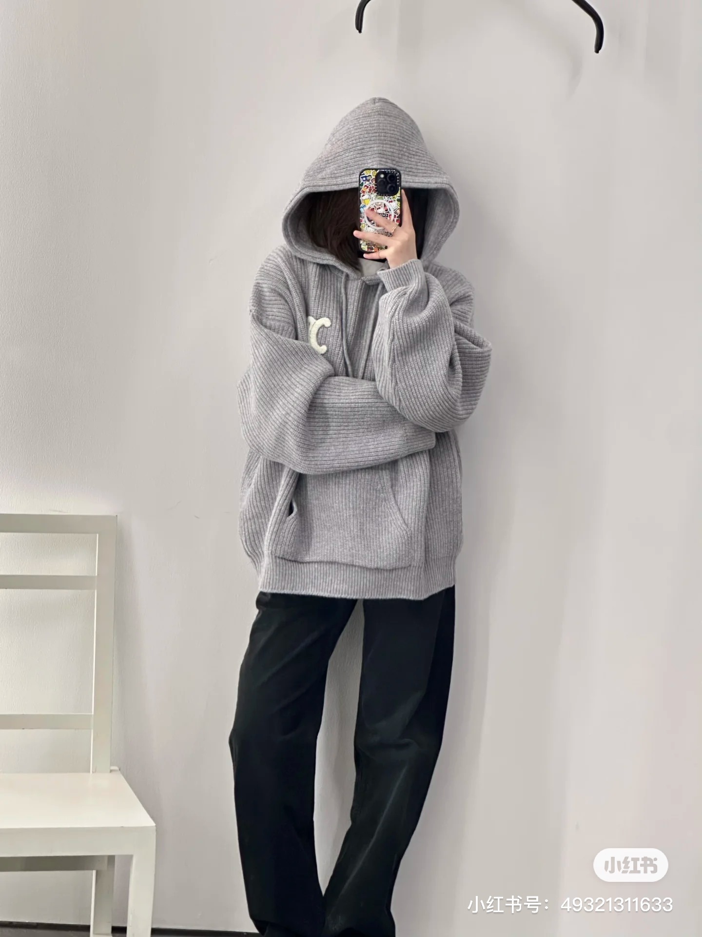 セリーヌ ウールニット刺繍フーディー グレー