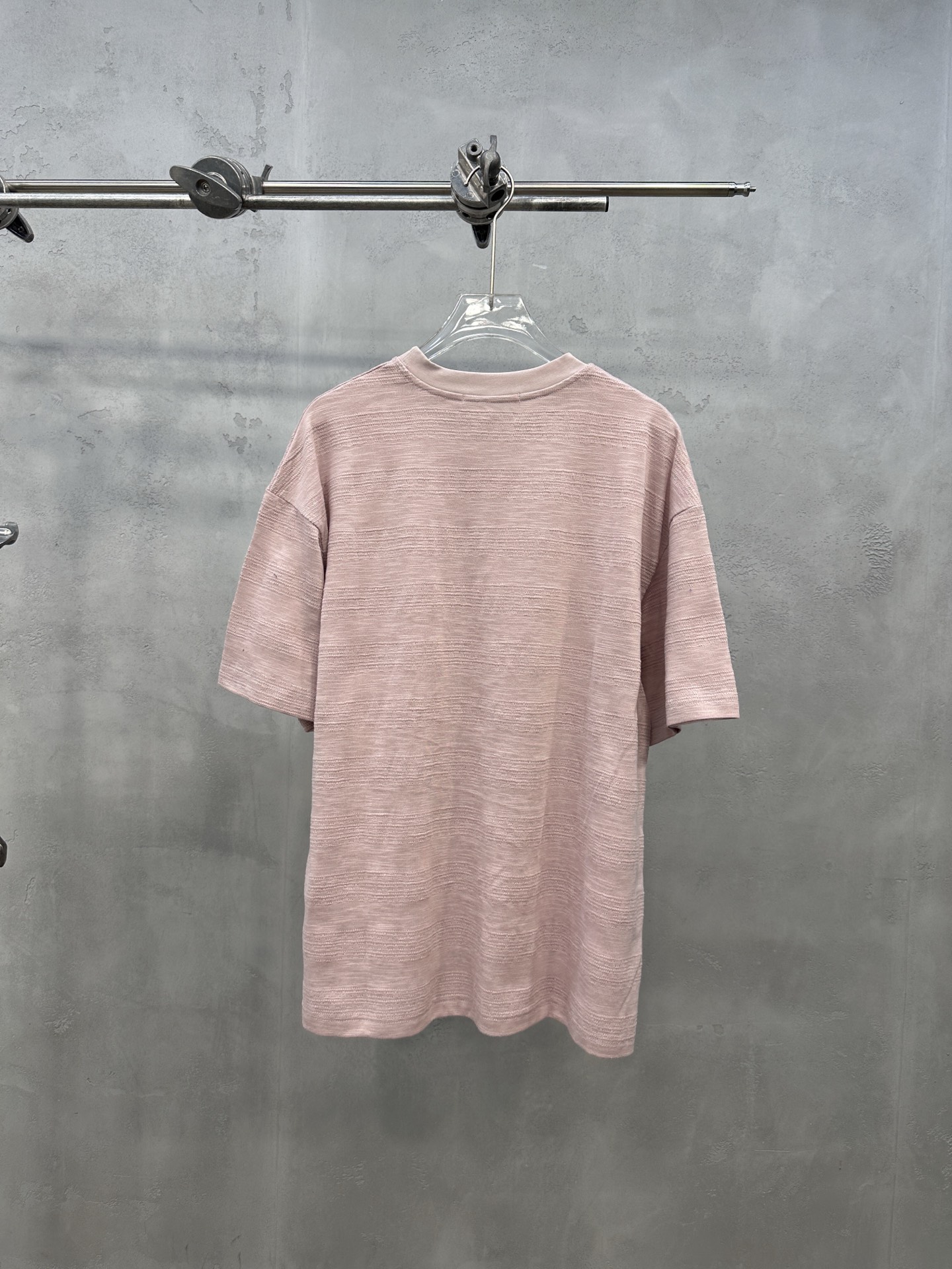 アクネ ストゥディオズ ロゴ刺繍半袖Tシャツ ピンク 詳細画像 2