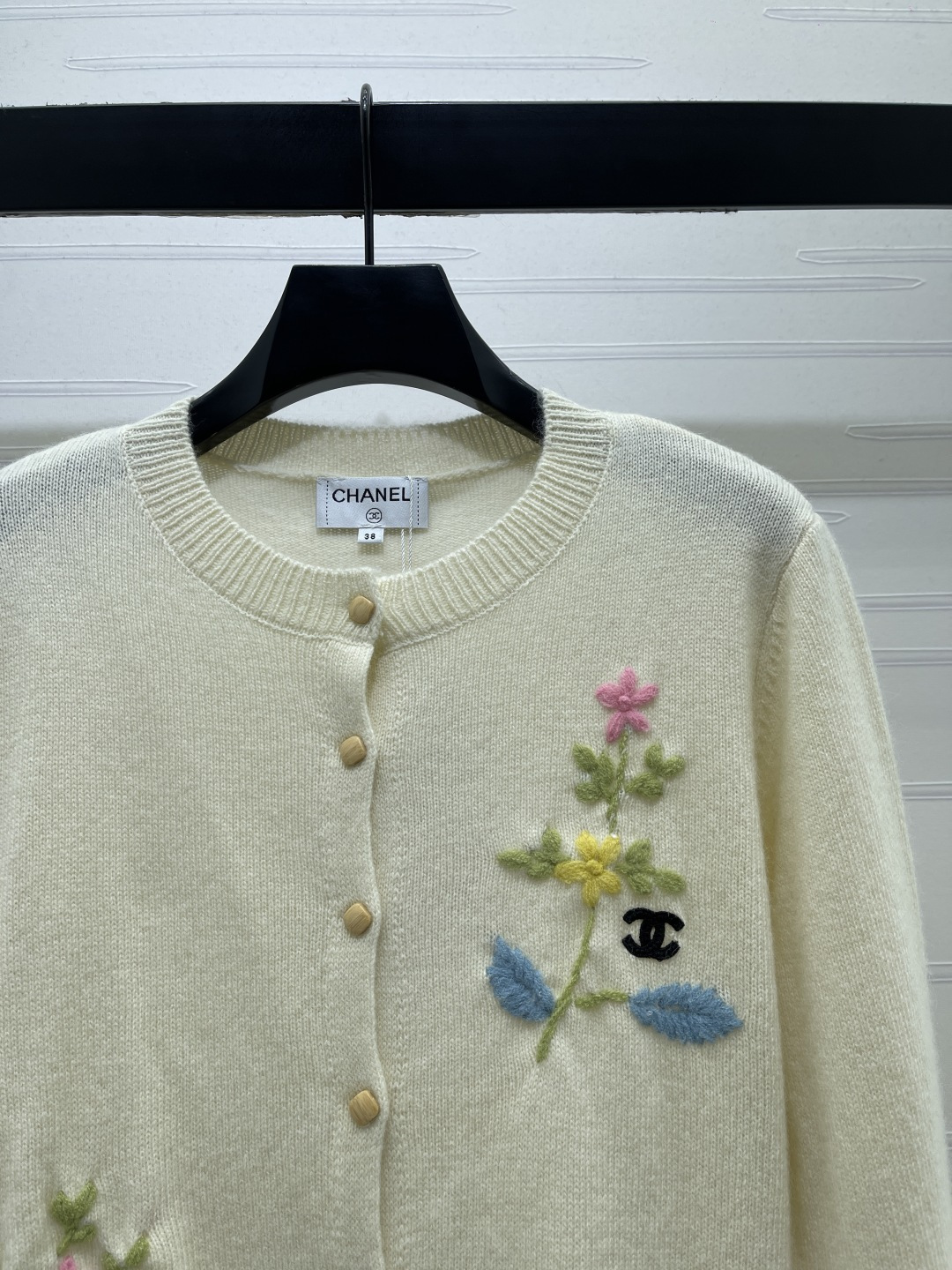 シャネル フローラル刺繍 丸首ニットカーディガン 詳細画像 3