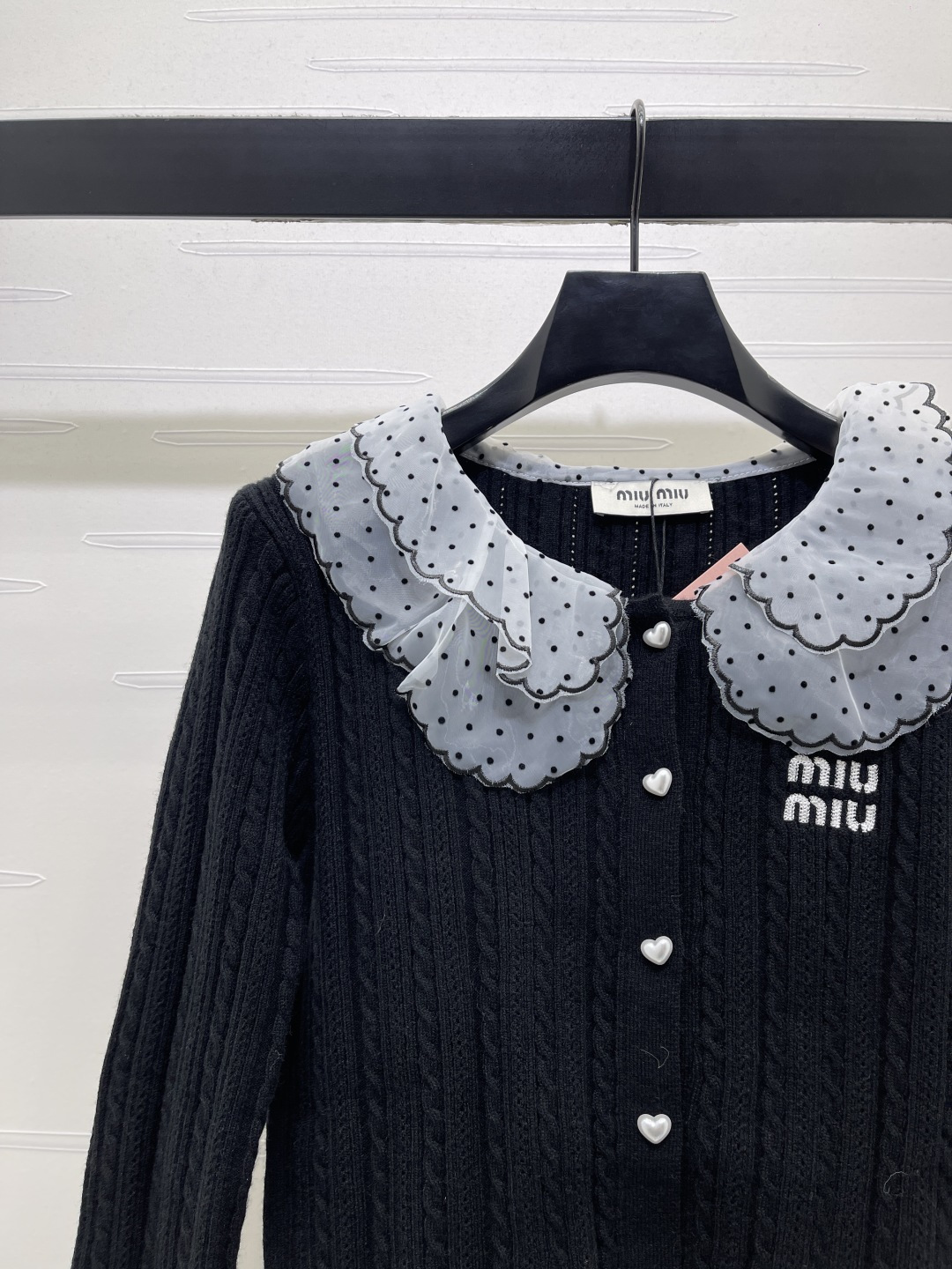 ミュウミュウ ドット柄シフォン襟レイヤード風ニットカーディガン ブラック 詳細画像 3