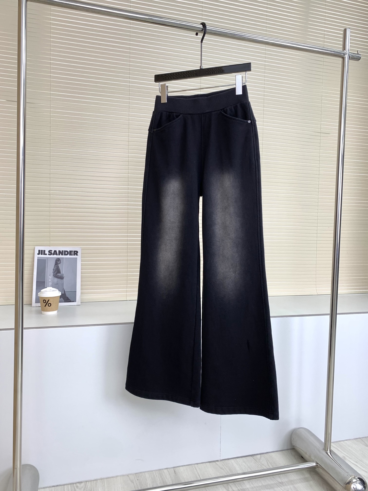 グラデーションウエストカジュアルストレートパンツ ブラック 詳細画像 1