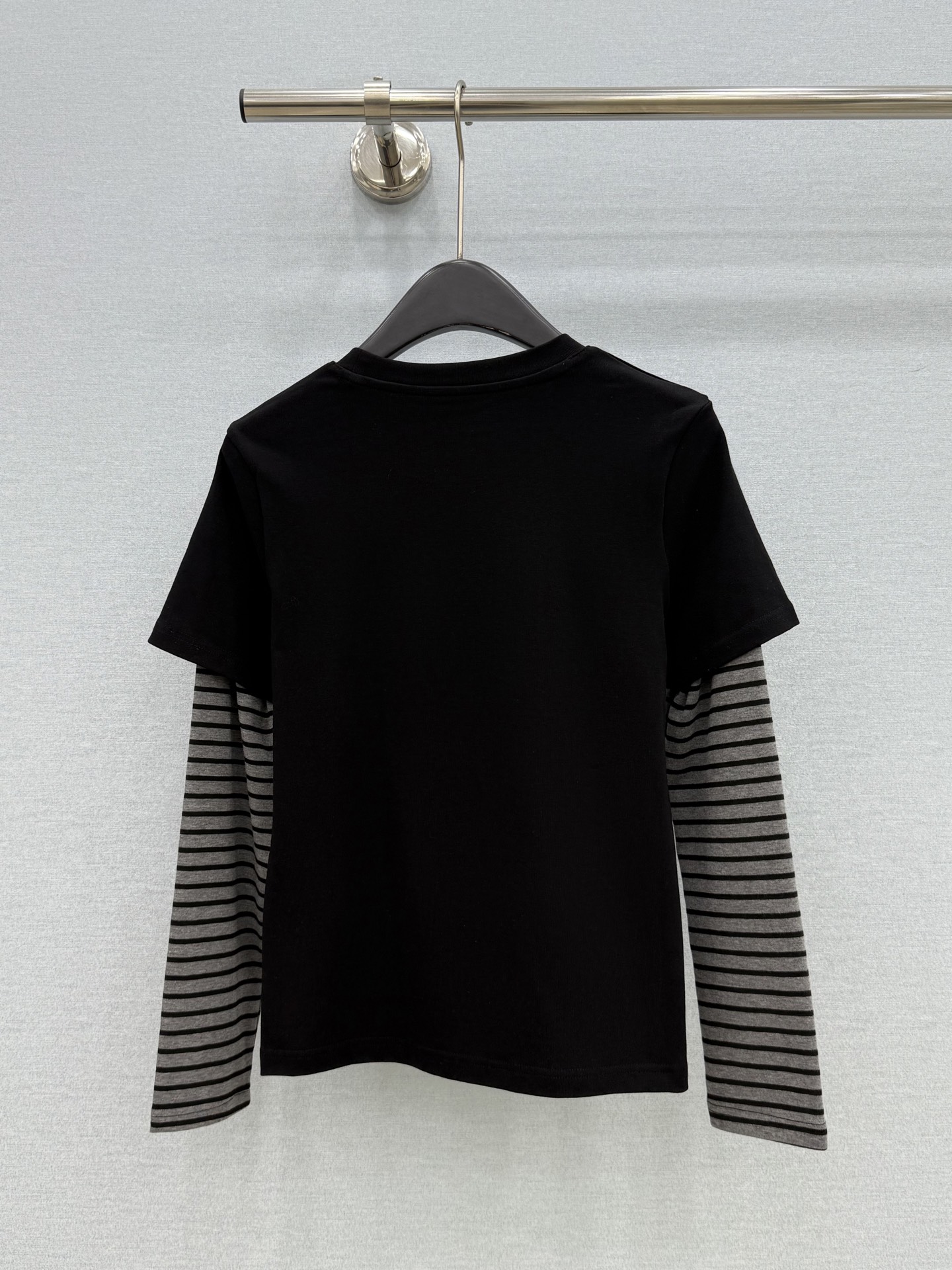 プリント柄 フェイクレイヤード長袖Tシャツ ブラック 詳細画像 2