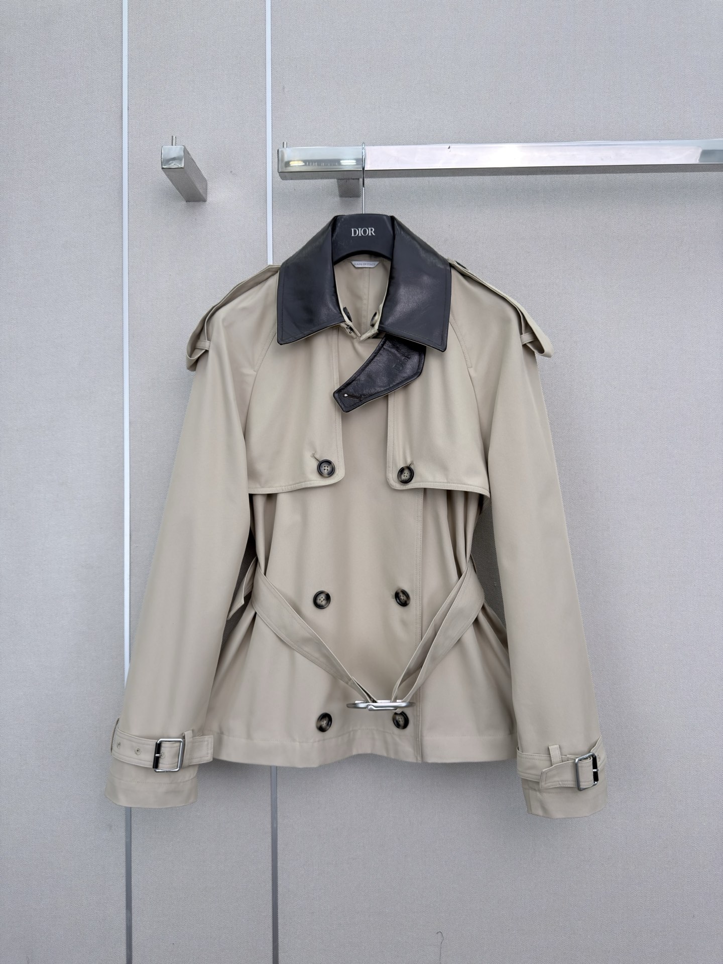 ディオール ラムレザーカラー トレンチコート ベージュ 詳細画像 1