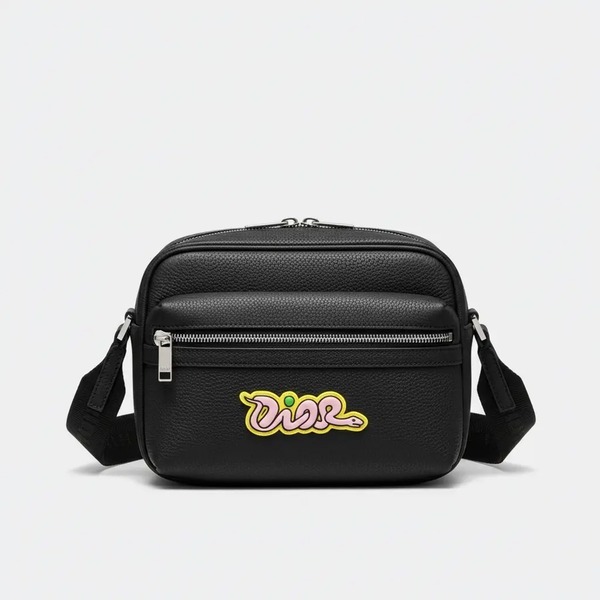 ディオール DIOR AND KAWS ライダー 2.0 ジップ メッセンジャーバッグ グレインドカーフスキン ブラック 2ESWS034OYY_39H958ZK