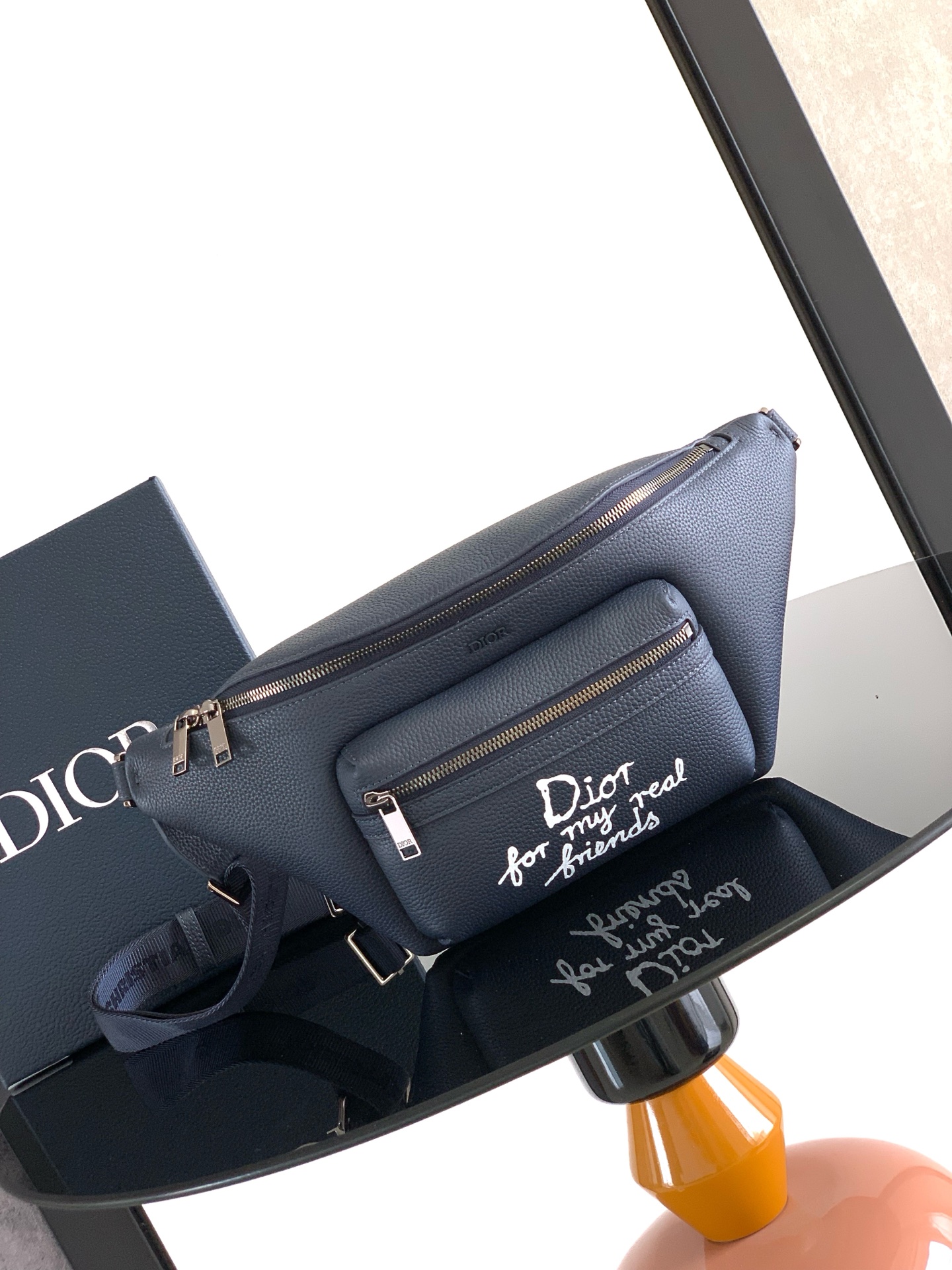 ディオール DIOR AND HYLTON NEL ライダー 2.0 ベルトバッグ グレインドカーフ ネイビーブルー 1ESBO077FRY 詳細画像 1