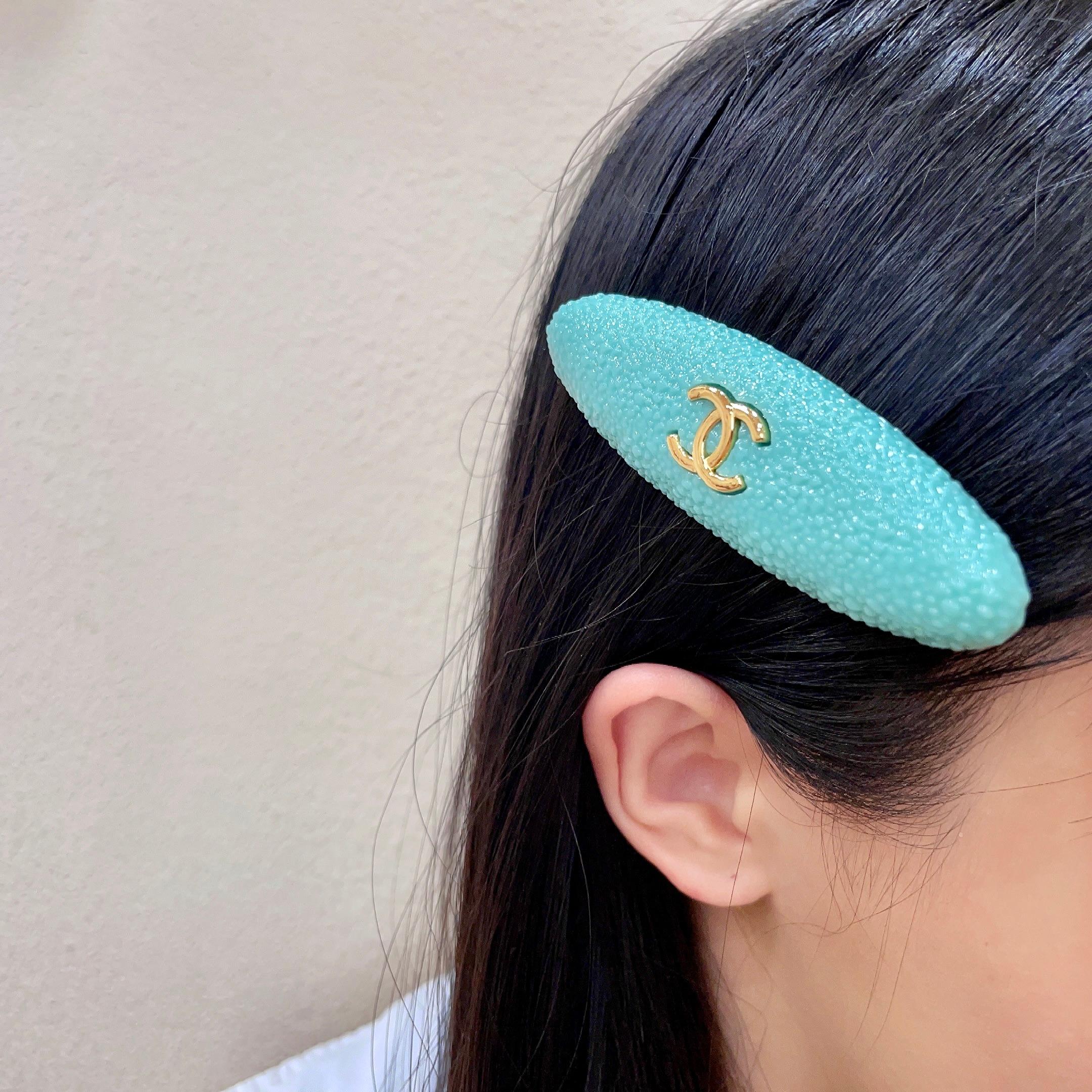 シャネル ココマーク オーバル ヘアクリップ ターコイズ/ゴールド 詳細画像 2