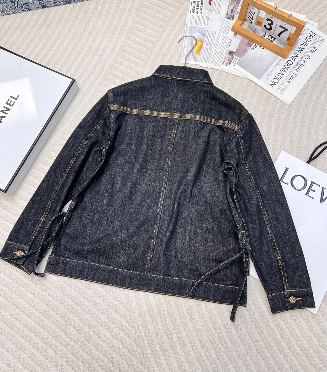 ロエベ レザーパッチ デニムジャケット ウォッシュドブラック L812350 詳細画像 2