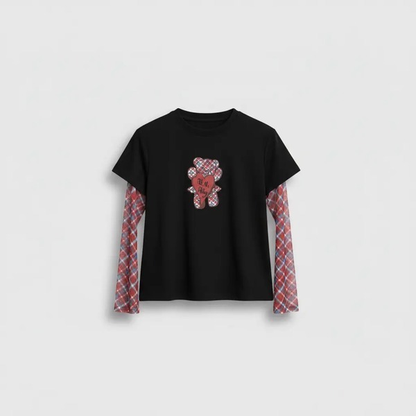 チェックメッシュスリーブ レイヤード ベアパッチ ロングスリーブTシャツ ブラック／レッド