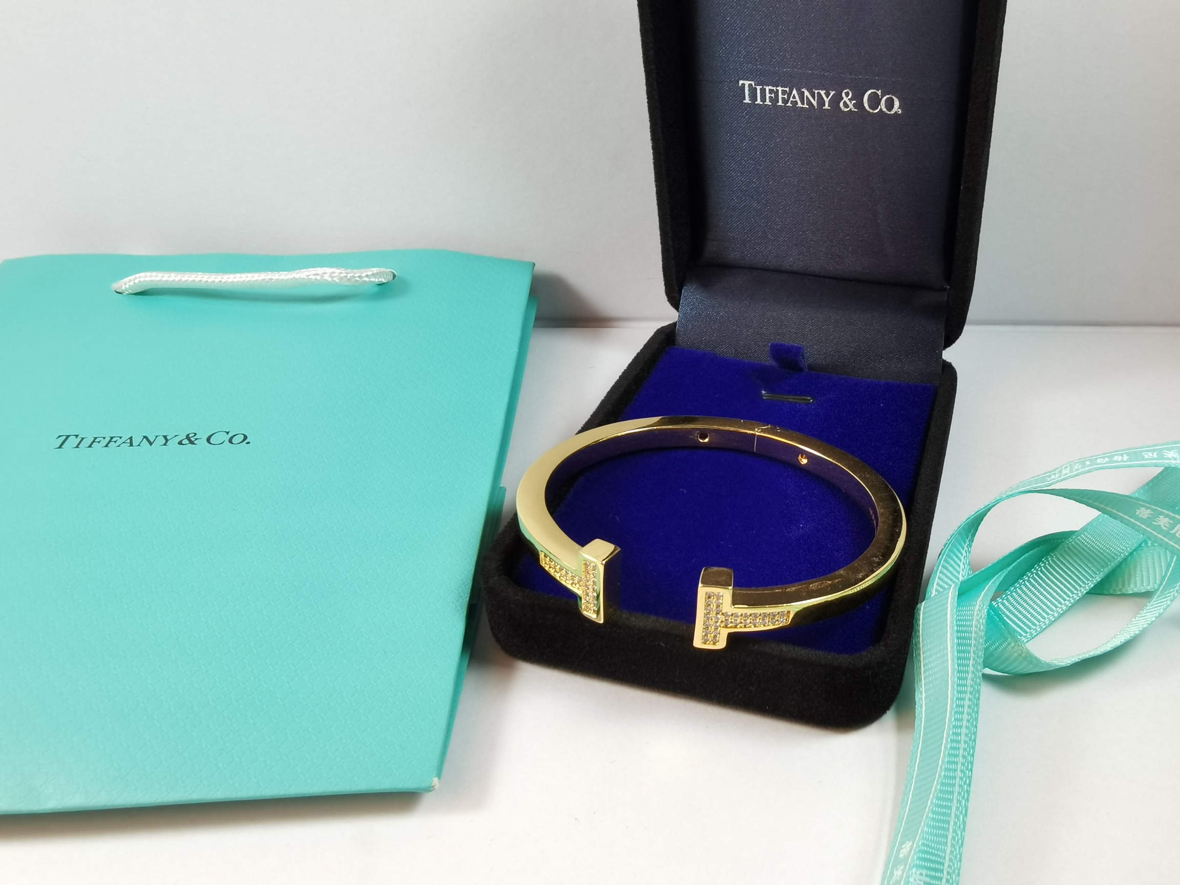 ティファニー ティファニー T ワイド ダイヤモンド ワイヤー ブレスレット ローズゴールド 67990714 詳細画像 2