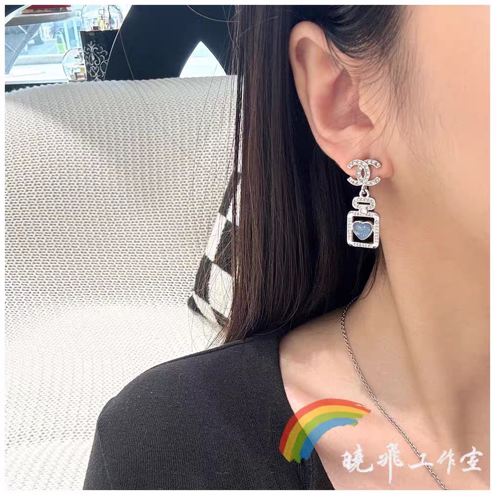 シャネル ハートストーン ドロップピアス ブルー&ピンク 詳細画像 2