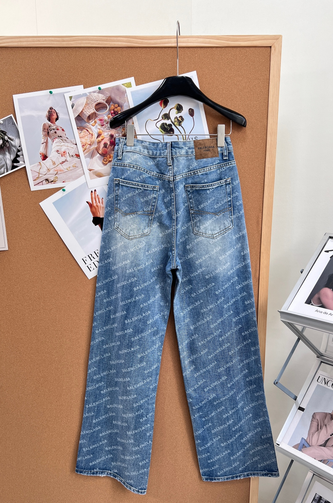 バレンシアガ レーザープリント ワイドデニムパンツ&ショートパンツ セット ブルー B667280 詳細画像 2