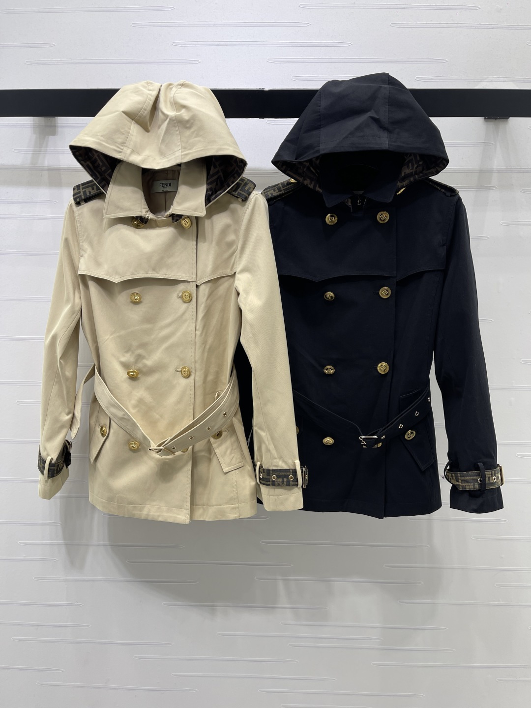 フェンディ モノグラム フーデッドダブルブレストコート 詳細画像 1