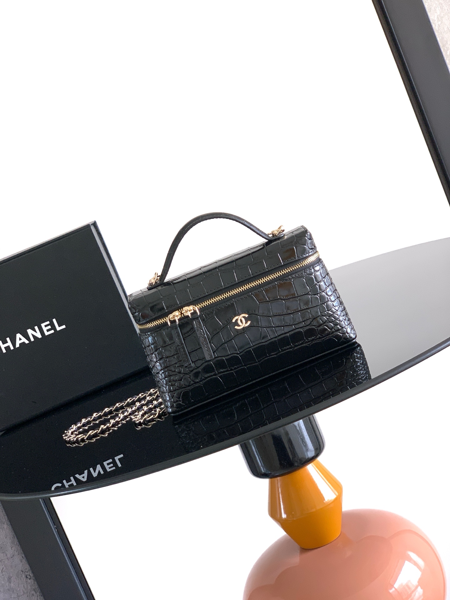 シャネル ランチボックス クロコ型押しレザー チェーンバッグ ブラック 詳細画像 3