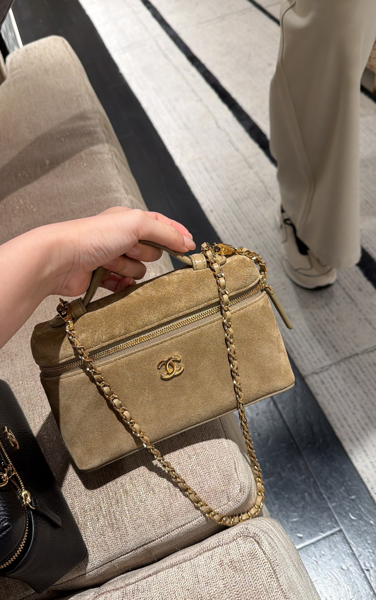 シャネル 26A ヴァニティ ランチボックスバッグ カーキ 詳細画像 1