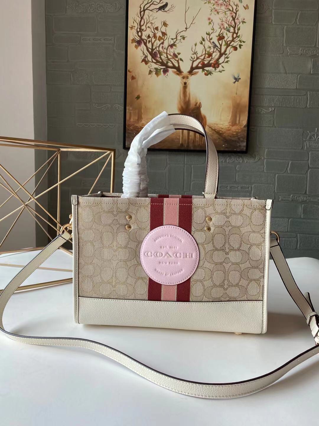 コーチ Field Tote 30 レッドウッド カラーブロック 詳細画像 1