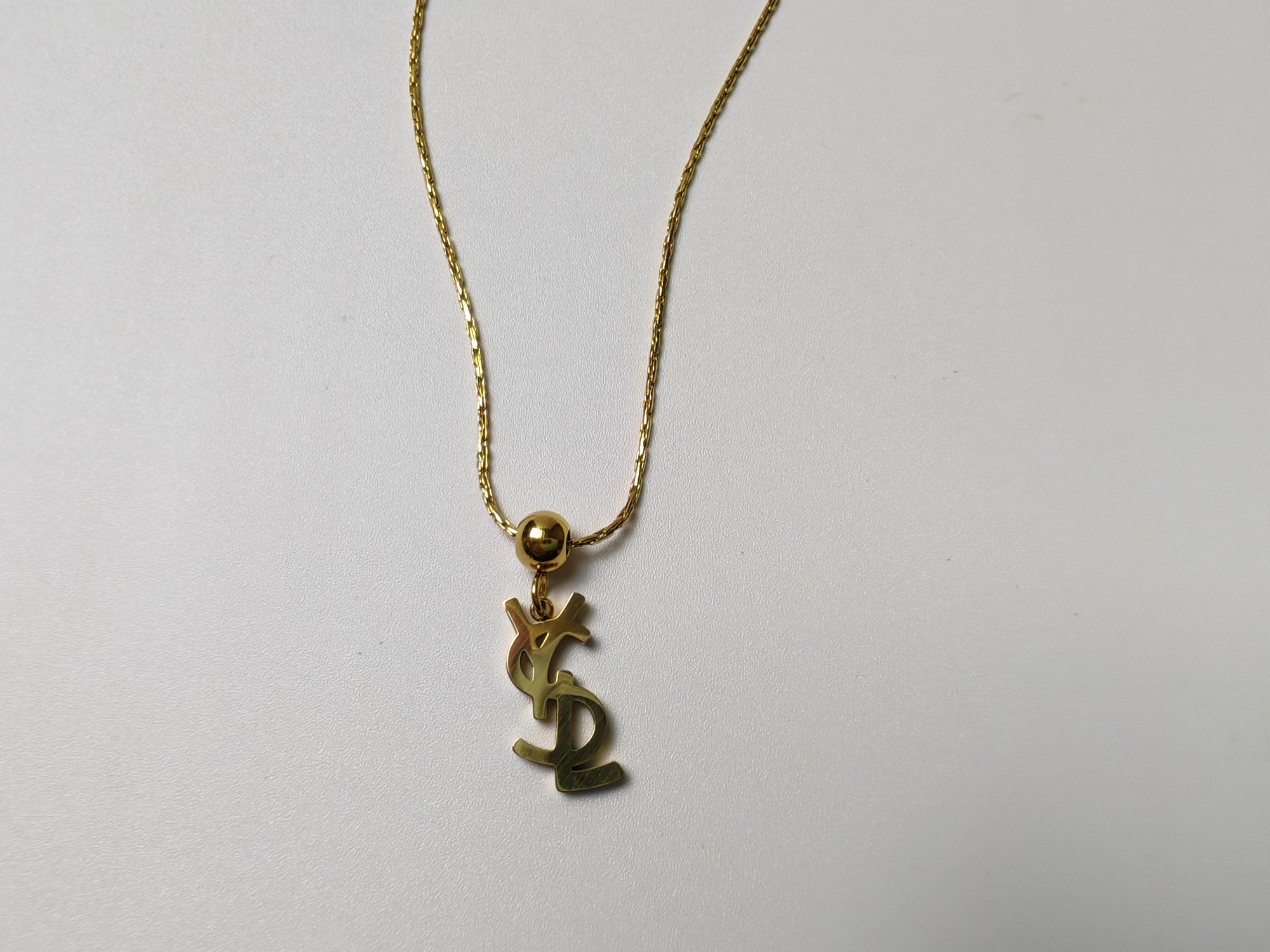 サンローラン レターロゴ ペンダントネックレス ゴールド 詳細画像 2