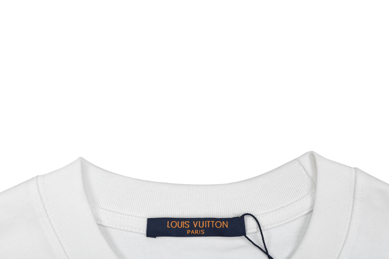 ルイ・ヴィトン エンボスロゴ ロングスリーブTシャツ ホワイト 詳細画像 2