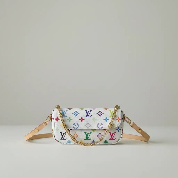 CHAIN IVY チェーンショルダーバッグ ホワイト M27492