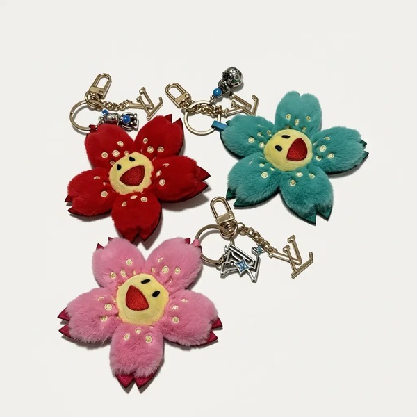 ルイ・ヴィトン 桜の花 チャームキーリング