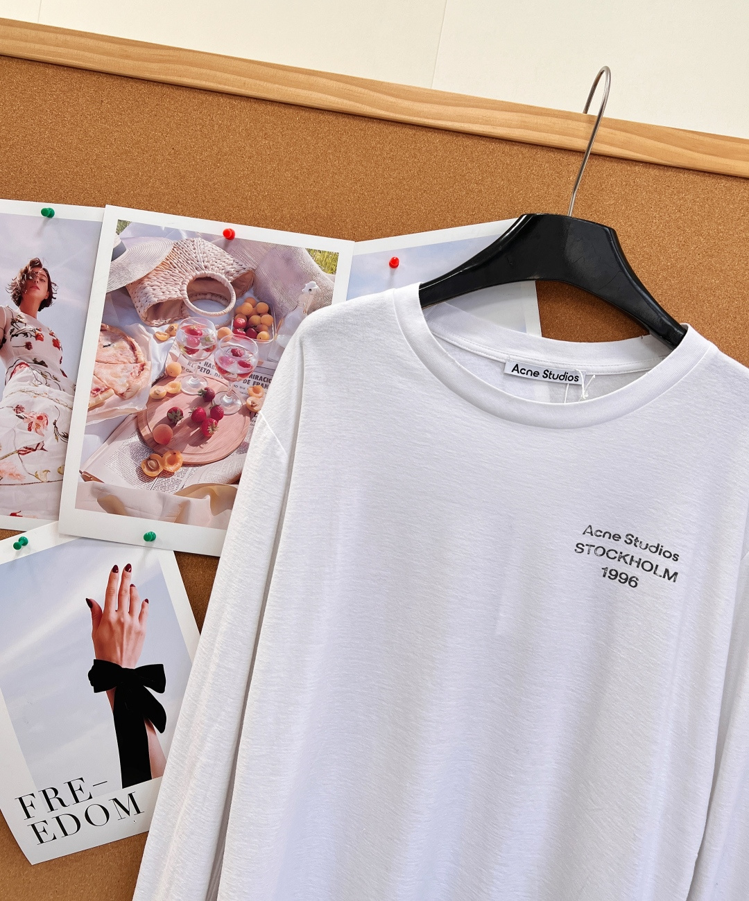 アクネ ストゥディオズ 1996 フロントロゴ 長袖Tシャツ ホワイト A644230 詳細画像 3