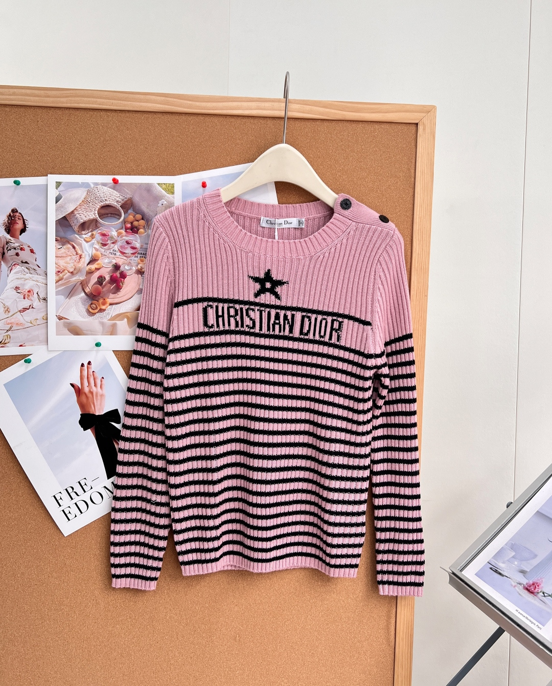 ディオール ストライプ スター刺繍 ウールニットセーター ホワイト ブラック D667290 詳細画像 1