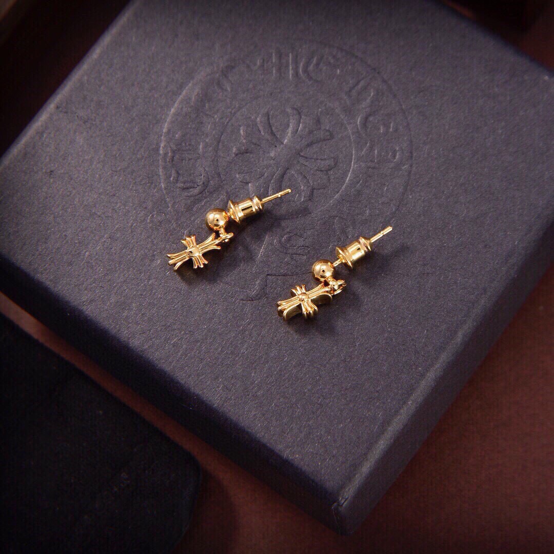 クロムハーツ クロス スタッドピアス 詳細画像 1