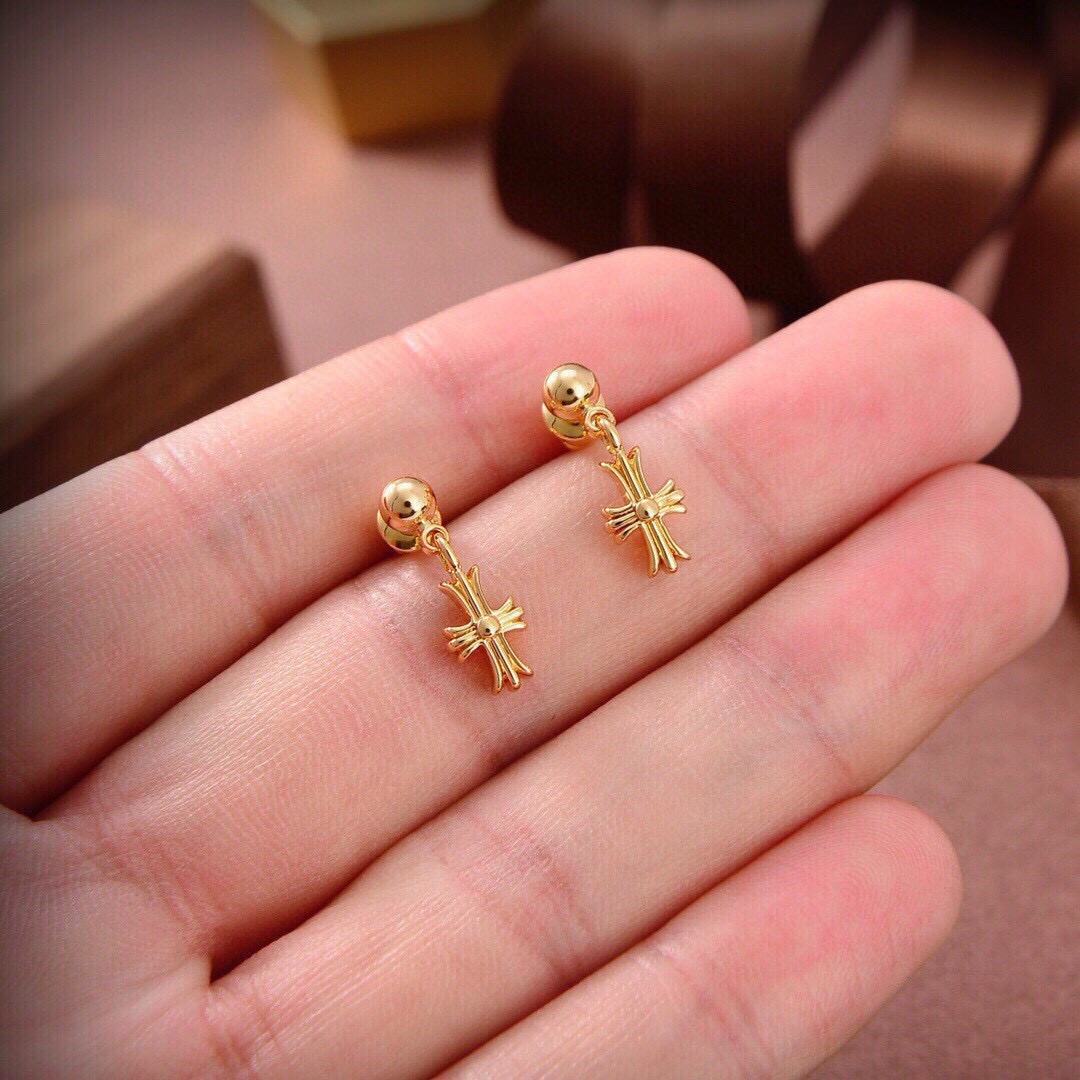 クロムハーツ クロス スタッドピアス 詳細画像 2
