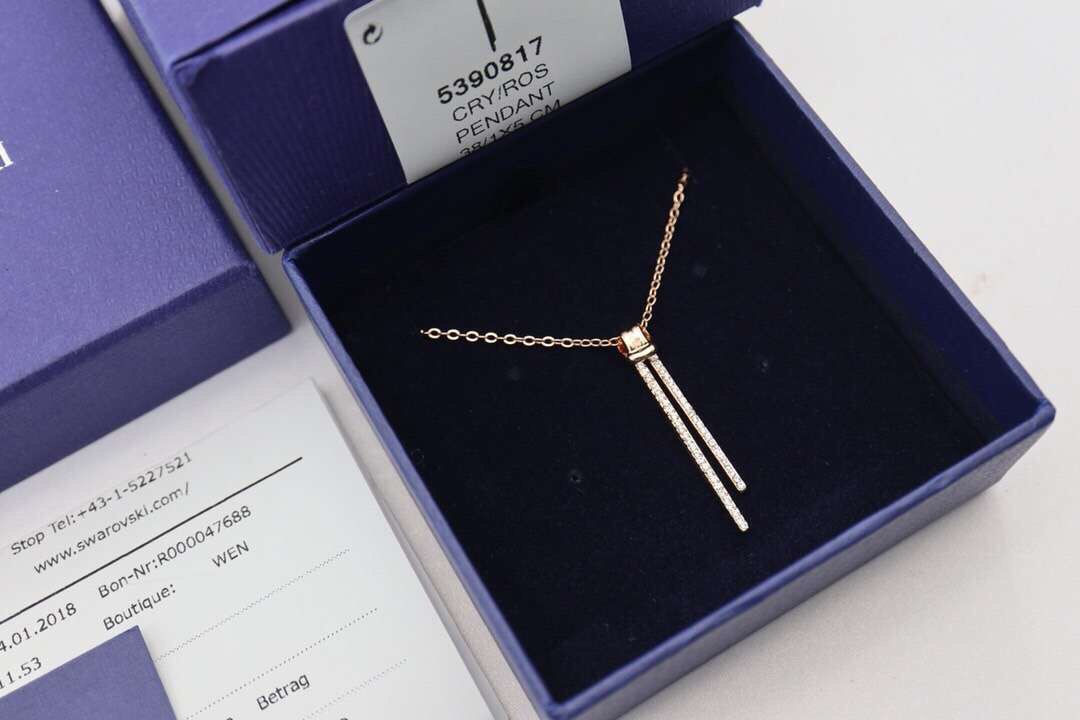 スワロフスキー ツイストノット ネックレス ローズゴールド 詳細画像 3