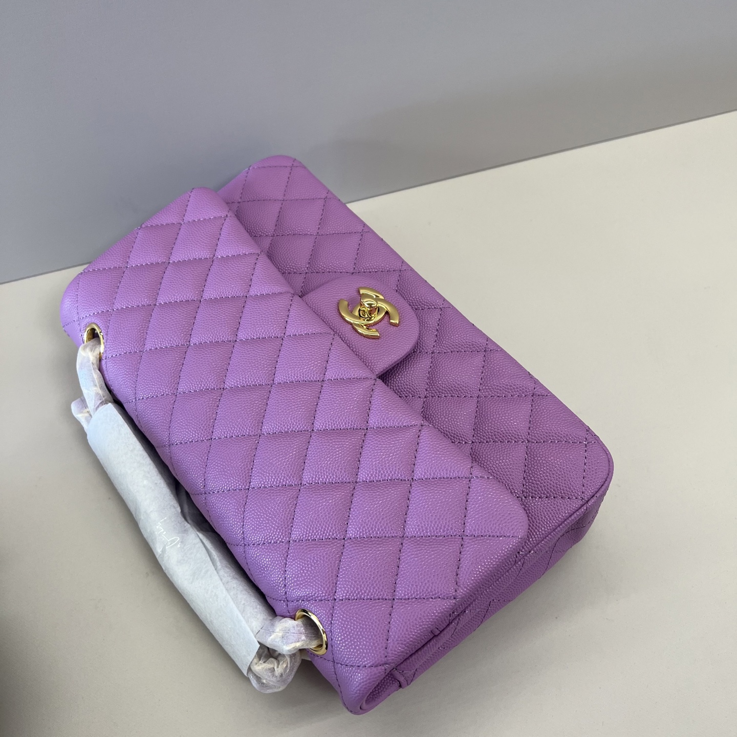 シャネル クラシック フラップ 2.55 チェーンショルダーバッグ 25cm キャビアスキン ラベンダーパープル 詳細画像 3