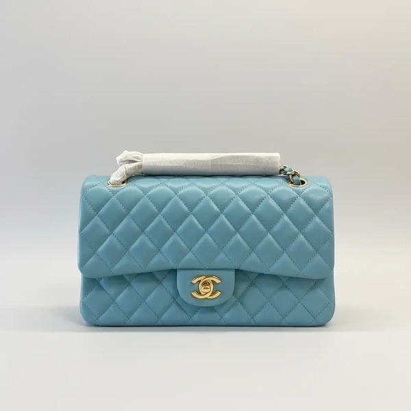 シャネル クラシックフラップ 2.55 チェーンショルダーバッグ 25cm ラムスキン レイクブルー ゴールド金具