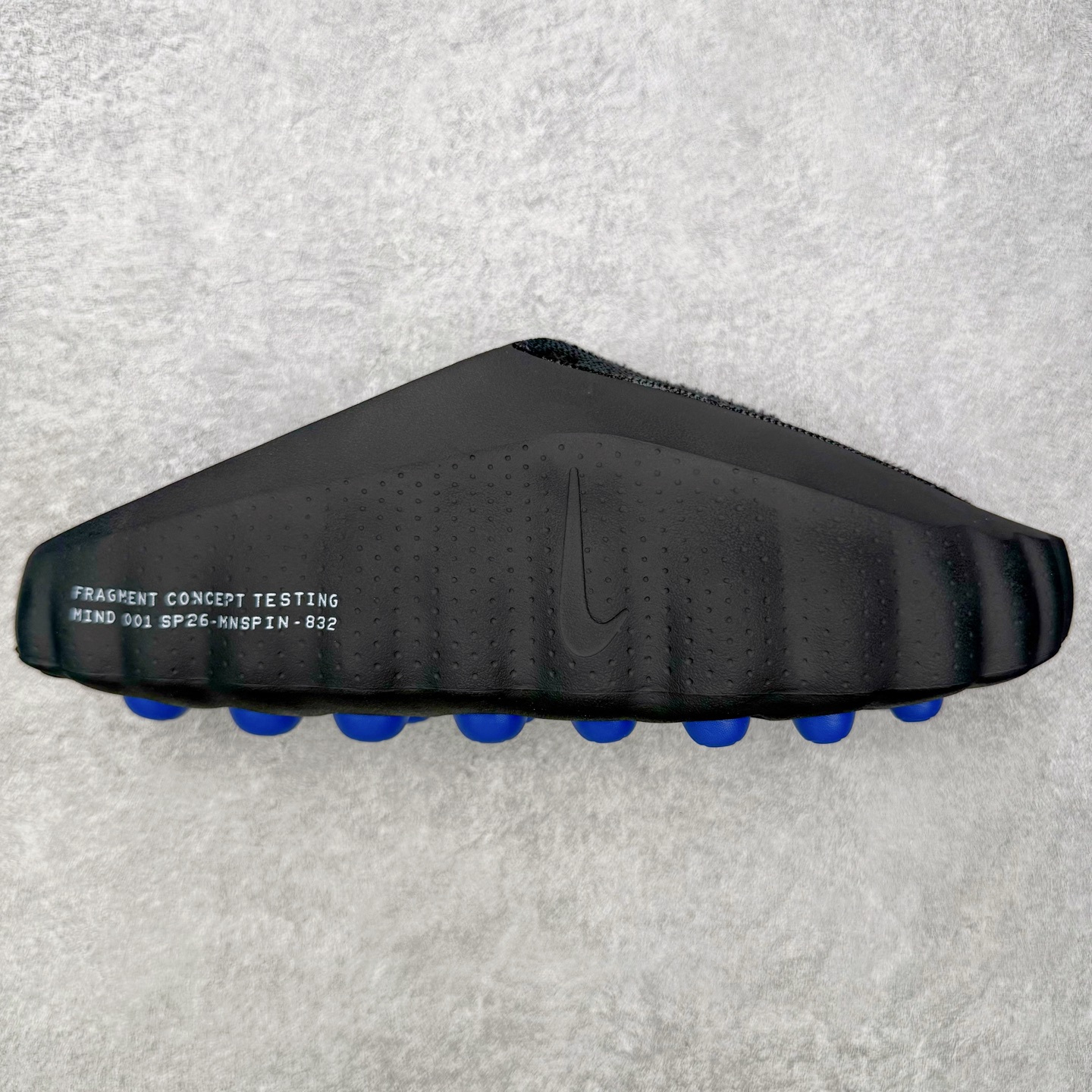 ナイキ フラグメント デザイン Mind 001 スライドサンダル ブラック IQ8502-001 詳細画像 1