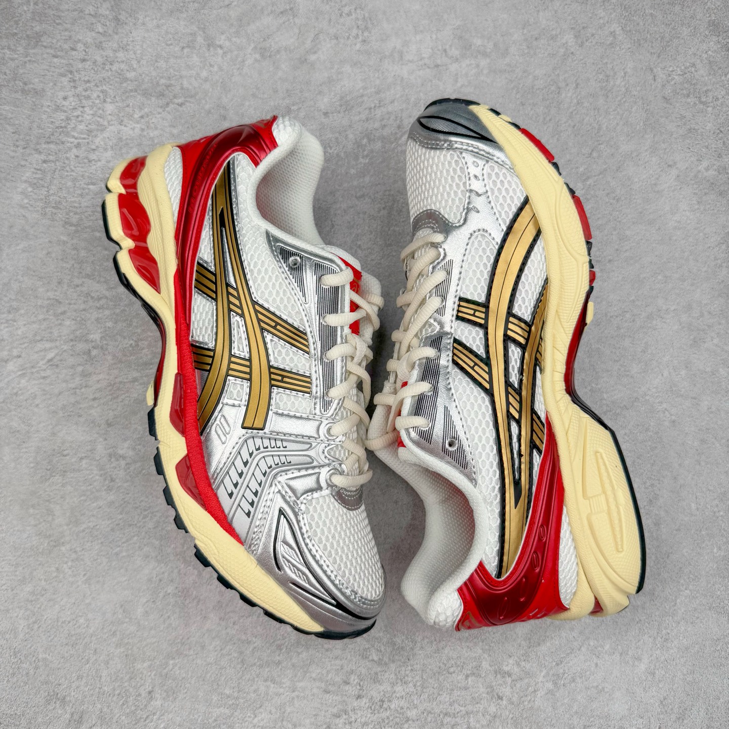 アシックス GEL-KAYANO 14 スニーカー ホワイト シルバー レッド ゴールド BY3936010 詳細画像 3