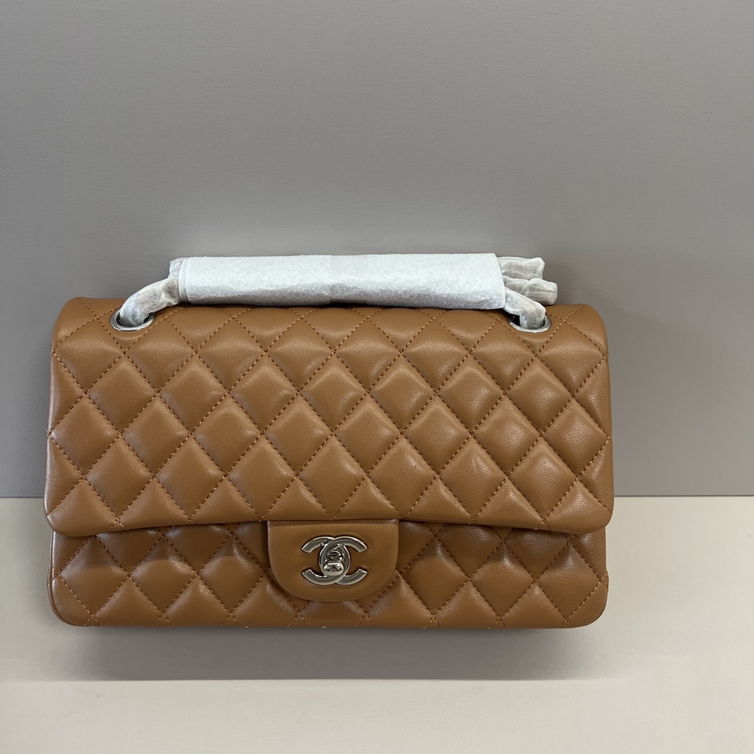 シャネル クラシックフラップ 2.55 CF 25cm ラムスキン チェーンショルダーバッグ キャラメル シルバー金具 詳細画像 2