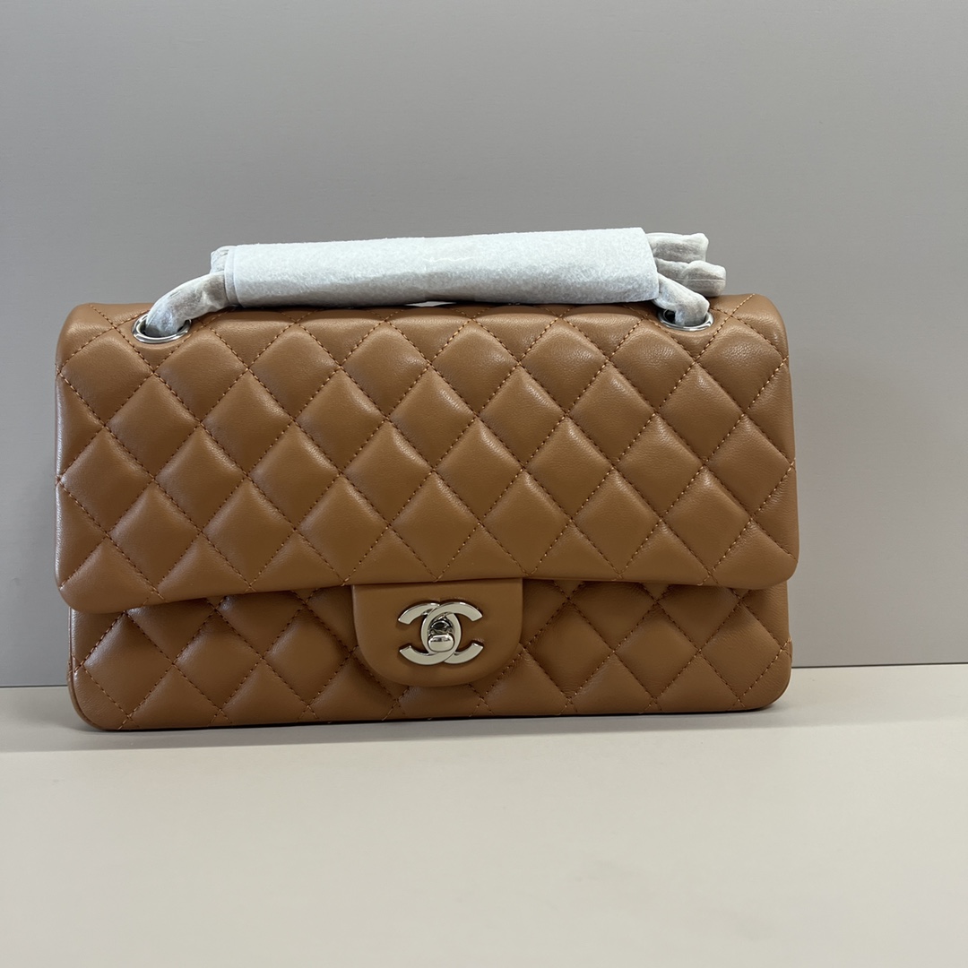 シャネル クラシックフラップ 2.55 CF 25cm ラムスキン チェーンショルダーバッグ キャラメル シルバー金具 詳細画像 1