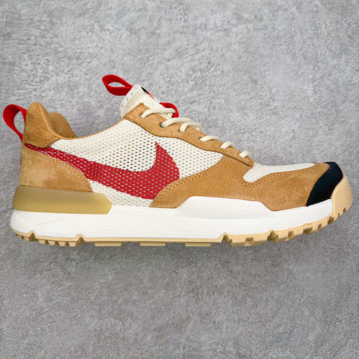 ナイキ トム・サックス Craft Mars Yard Shoe 3.0 ベージュブラウン IF2885-100 詳細画像 1