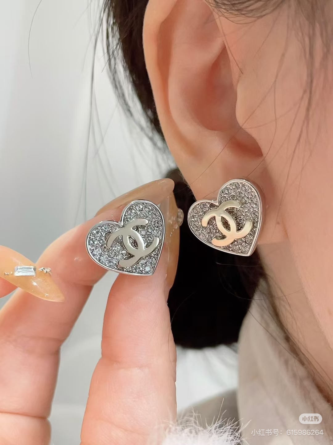 シャネル ハート クリスタル CC スタッドピアス ゴールド&シルバー 詳細画像 3