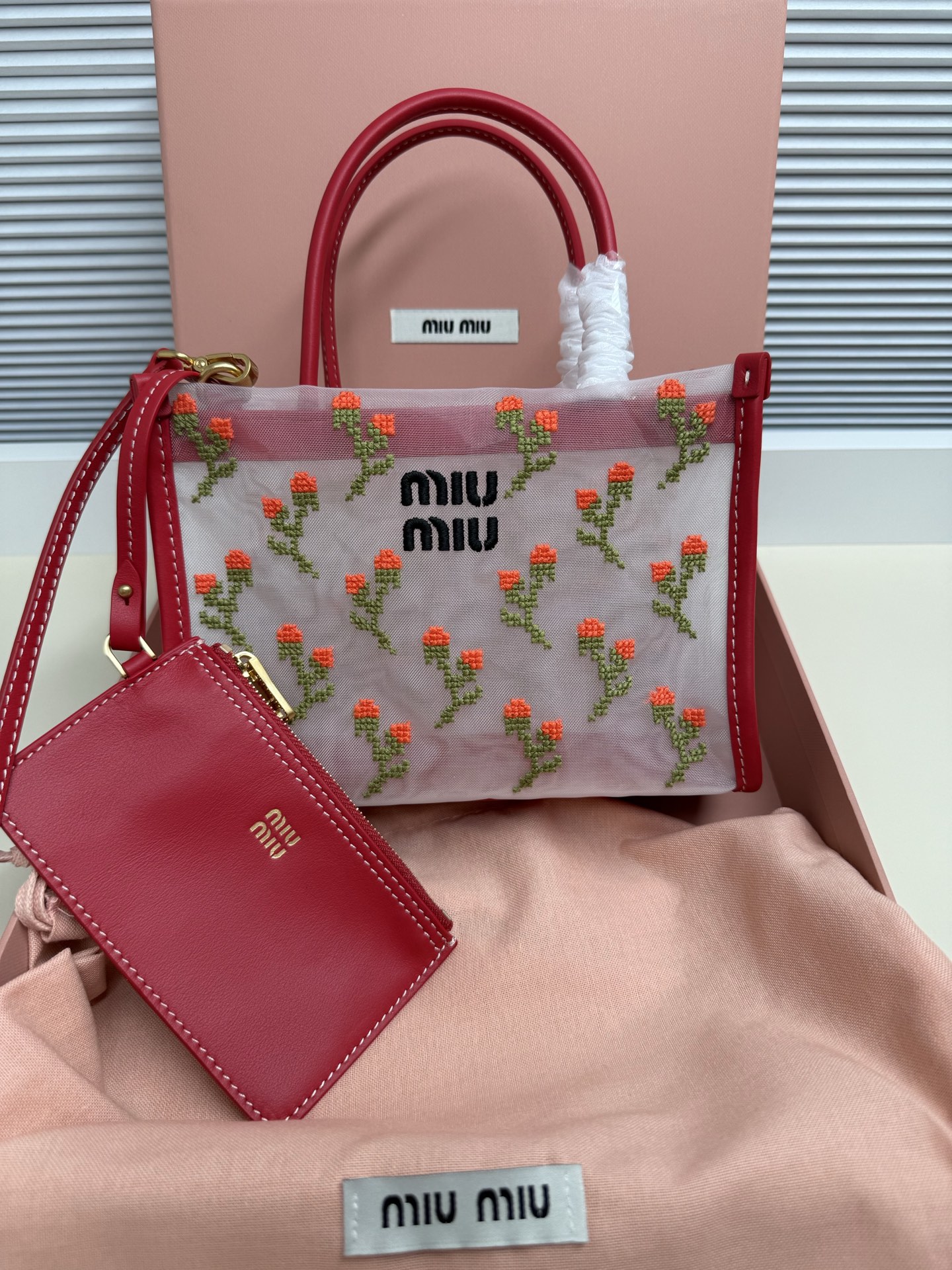 ミュウミュウ メッシュ刺繍 ミニトートバッグ レッド 5BA310 詳細画像 1