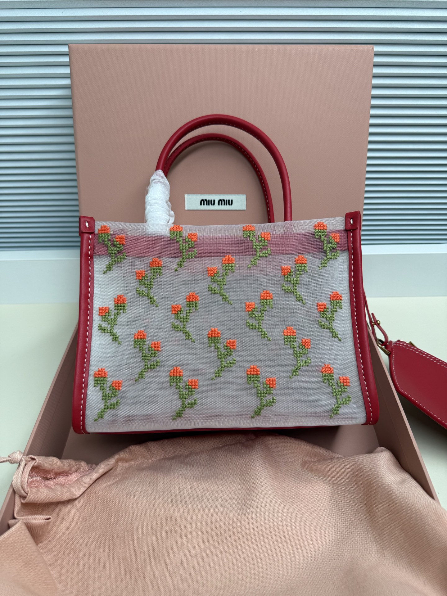 ミュウミュウ メッシュ刺繍 ミニトートバッグ レッド 5BA310 詳細画像 2