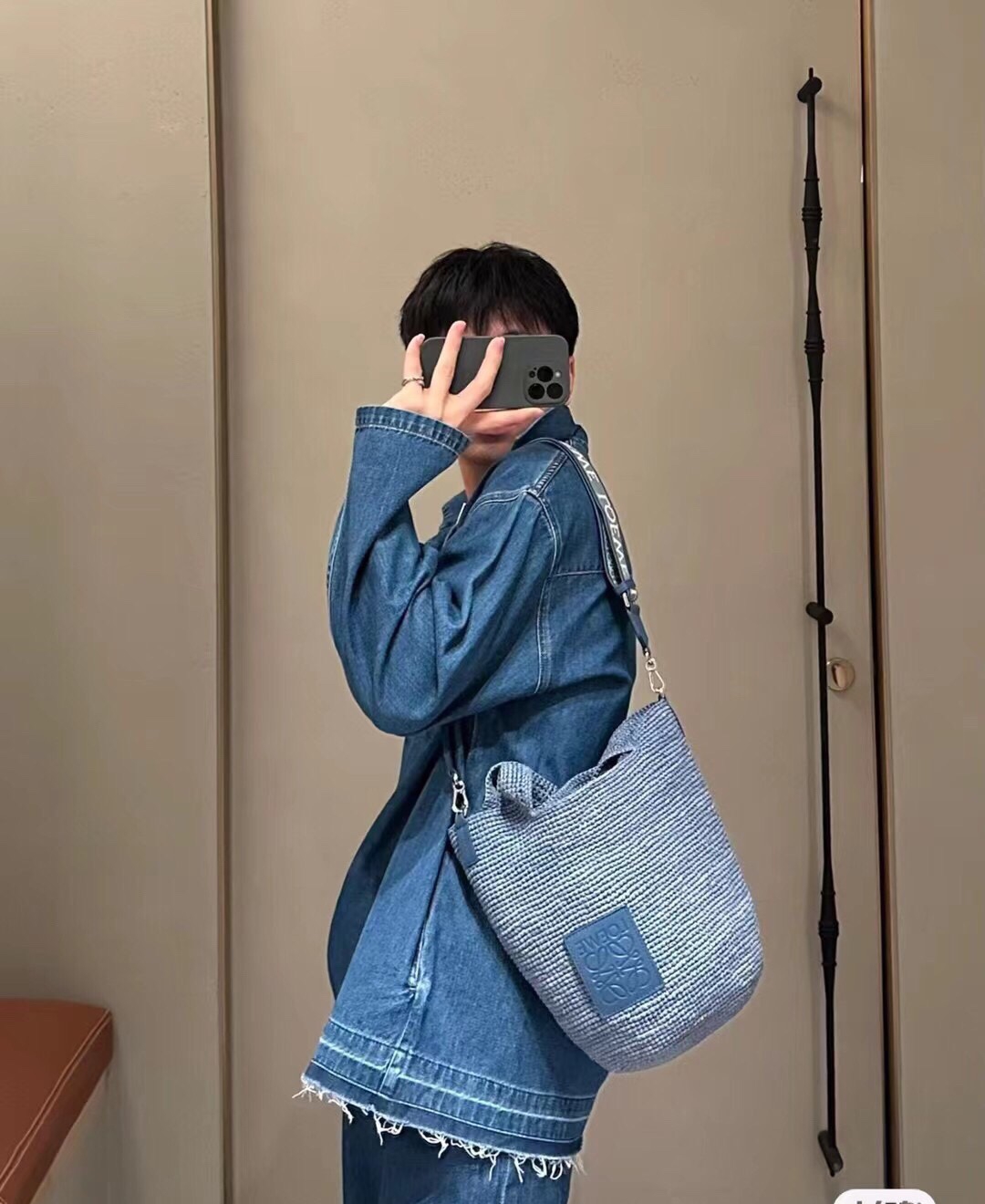 ロエベ Slit Tote ラフィアバッグ ブルー 詳細画像 3