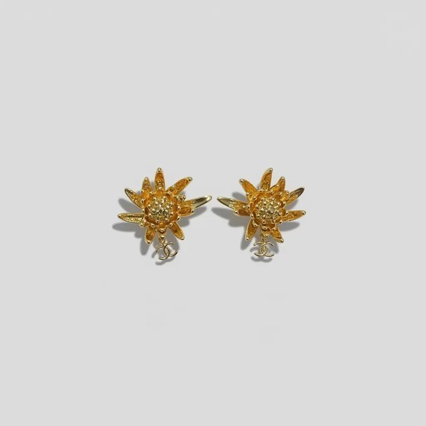 シャネル 小雛菊 K金ペンダント ダブルC フラワーピアス ゴールド