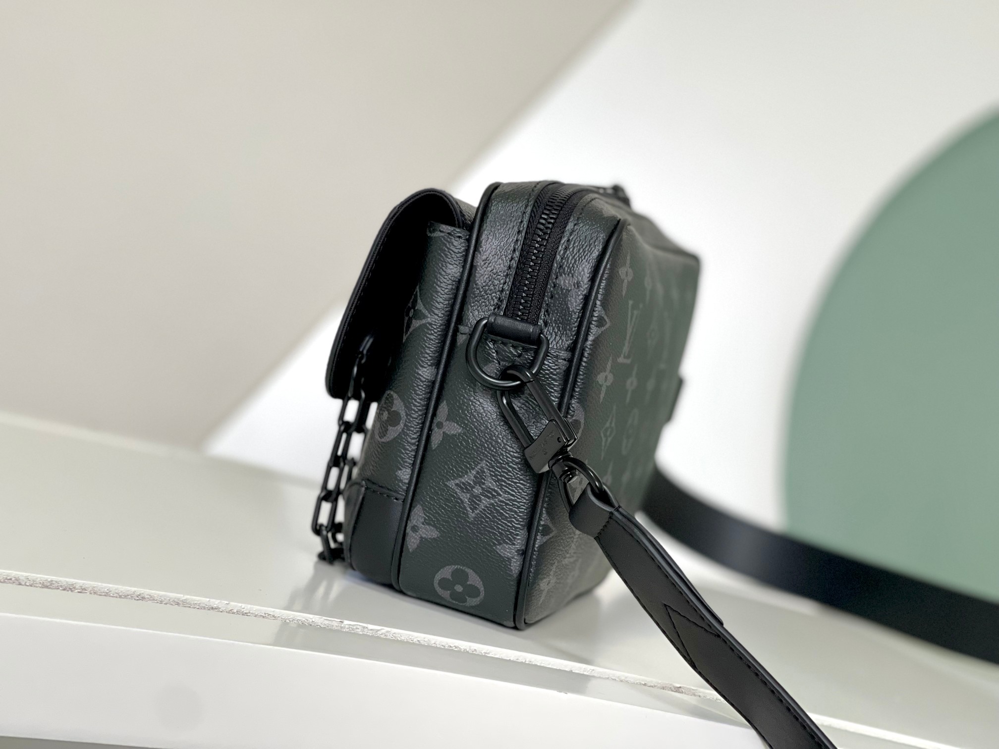スチーマー メッセンジャーバッグ ブラック花柄 詳細画像 2
